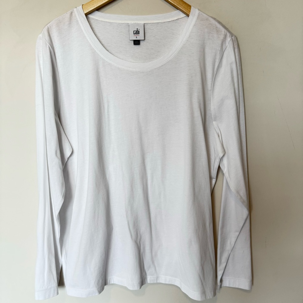 Cabi Classic Tee Size Large #4377 White from Fall 2022 Collection